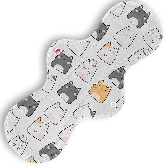 Nocturna gatitos colores 36 cms