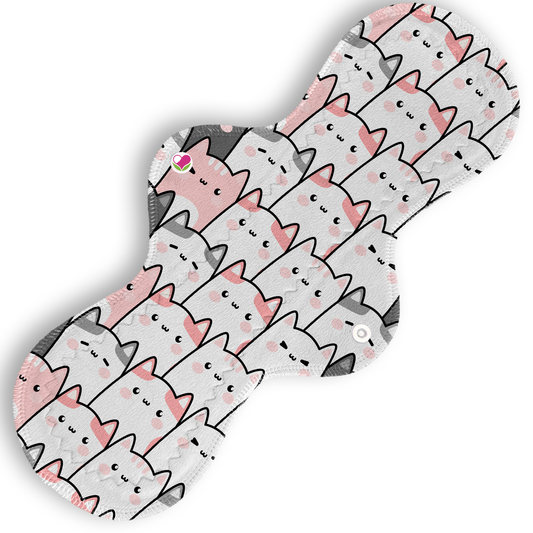 Nocturna gatitos rosita gris 36 cms