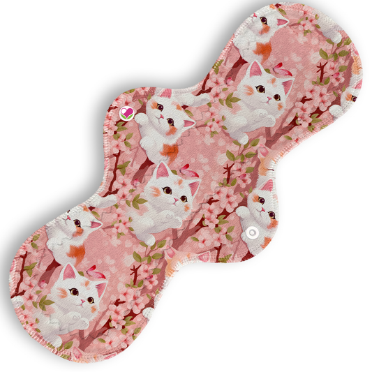 Nocturna gatitos sakura 36 cms