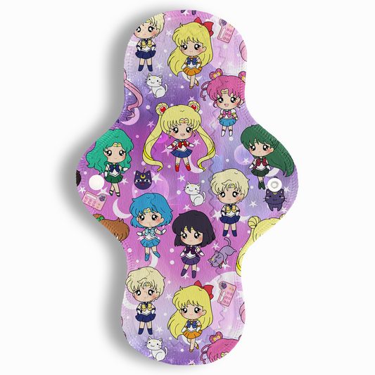 Abundante sailor moon 29 cms