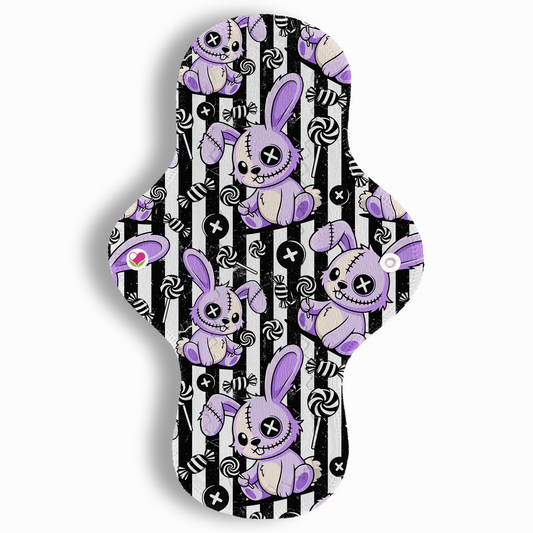 Abundante conejito lila halloween 29 cms