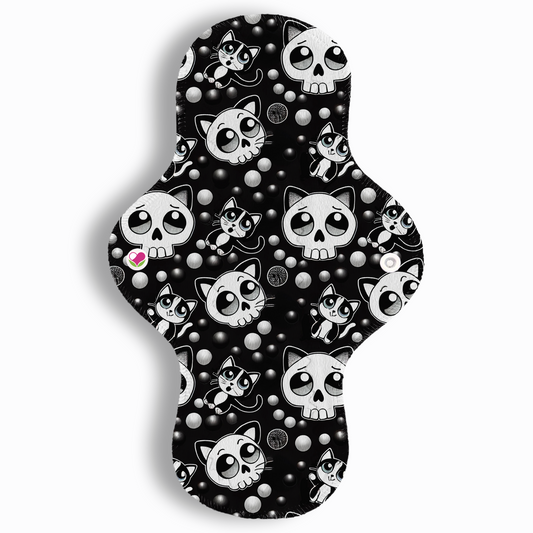 Abundante skull cat 29 cms