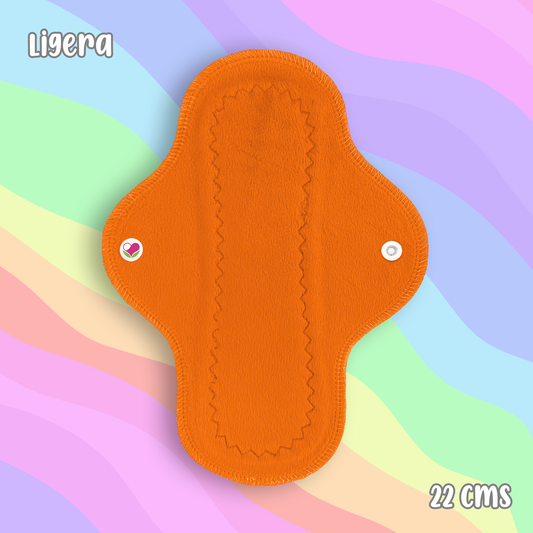 Ligera minky naranja 22 cms