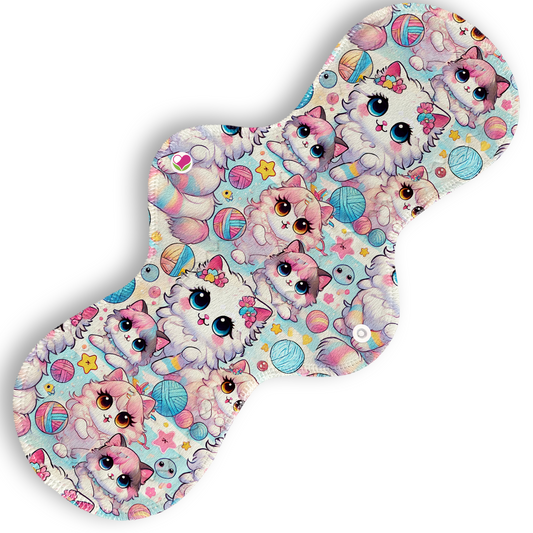 Nocturna gatitas pastel 36 cms