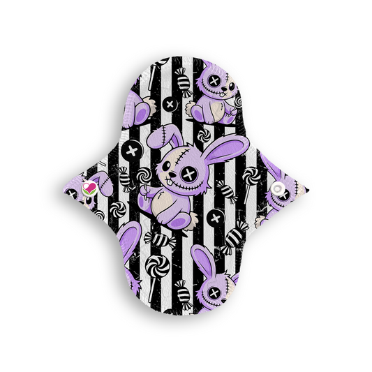 Panti protector conejito lila halloween 17 cms