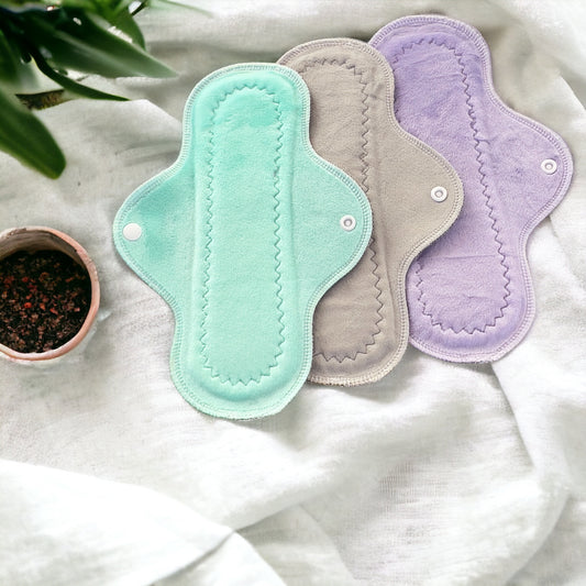 Trío flujo regular 26cms jacaranda minky